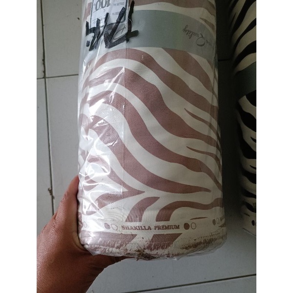 Kain Shakila Premium Motif Loreng Zebra harga setengah meter