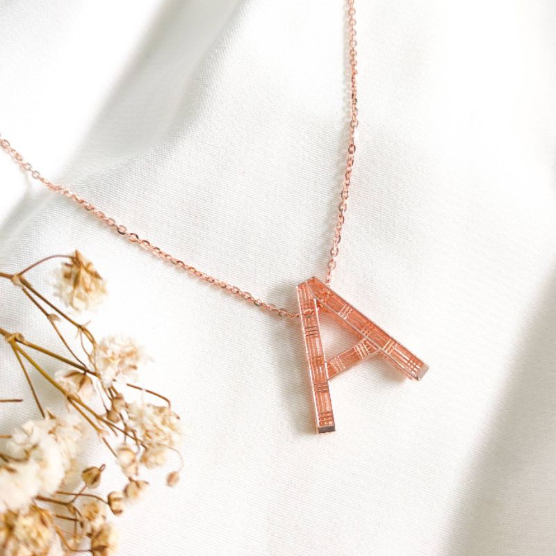 Kalung nagita santa emas asli huruf a carendelano rose gold