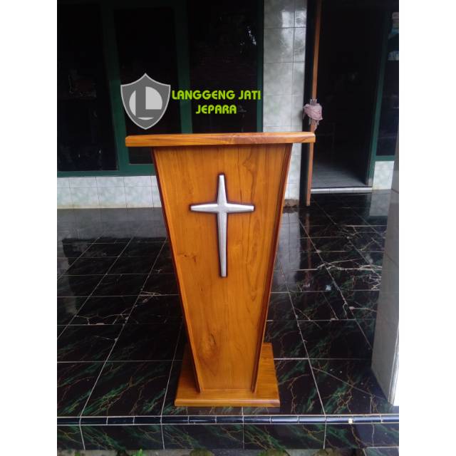 Mimbar podium gereja furniture jati mebel jepara