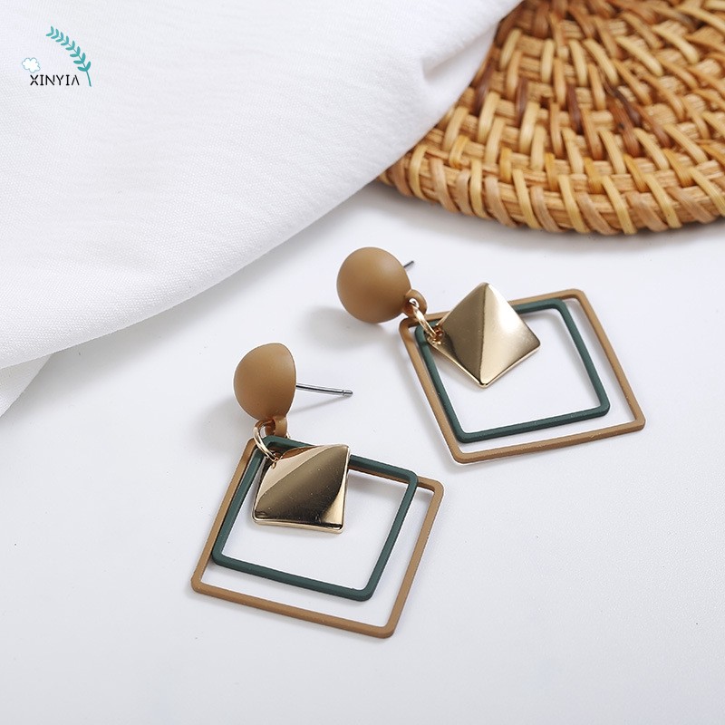 3 Warna Anting Wanita Tusuk Motif Geometri Hias Berlian Imitasi Ala Fashion Earring