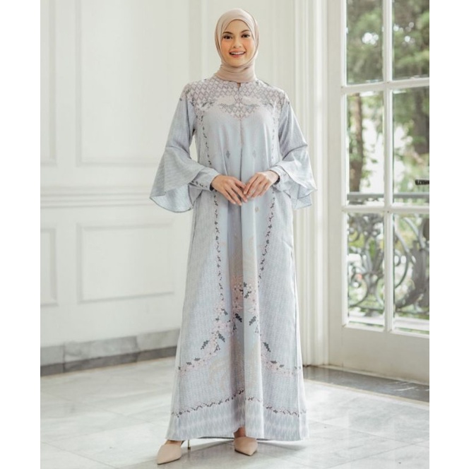 Gaudy Dress by Geulis