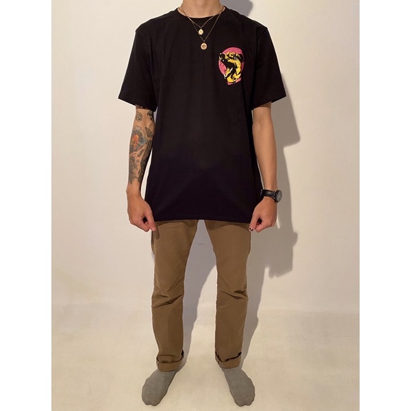 neck deep dog (c)2020 neck deep