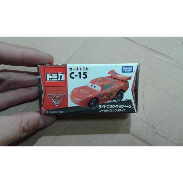 tomica cars firer mcqueen