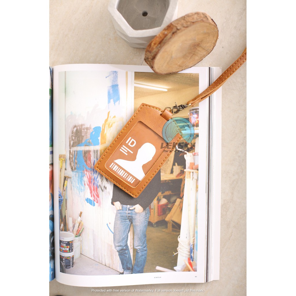

Name Tag ID CARD Patuk Premium Badge Leather Clip Gantungan warna COKLAT