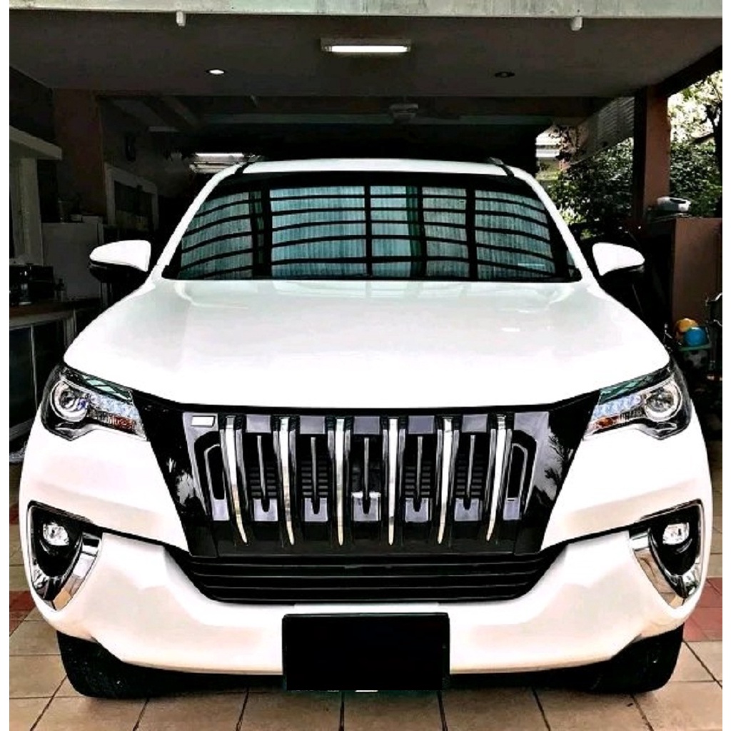 GRILL AN FORTUNER 2016-2020 M/APOLLO HITAM GLOSY LIST CHROME JSL