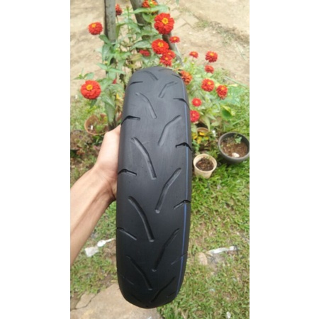 Ban matic tubles ukuran 110/80-14 untuk ban depan aerox