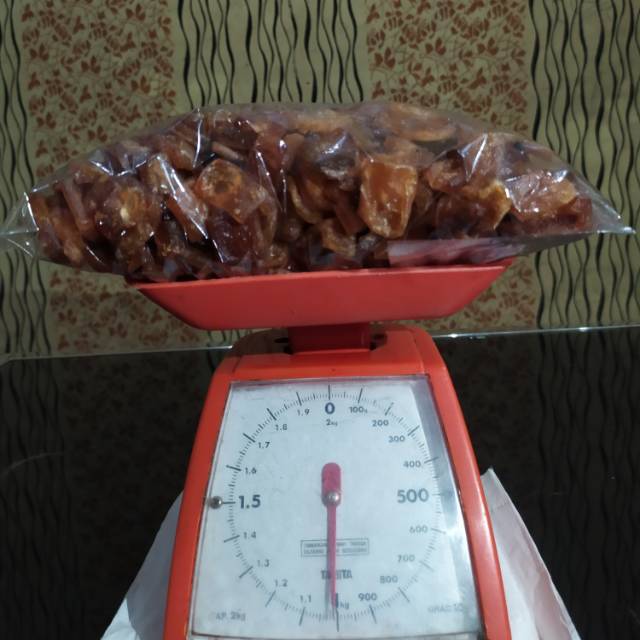 

Kerupuk jangek /kerupuk kulit setengah jadi