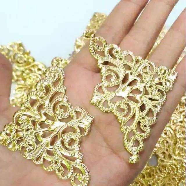 (per biji)Charm sudut Mahar - sudut hantaran / siku hantaran - bahan craft - hiasan sudut