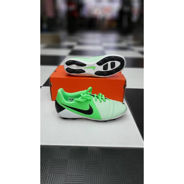 nike ctr360 enganche iii