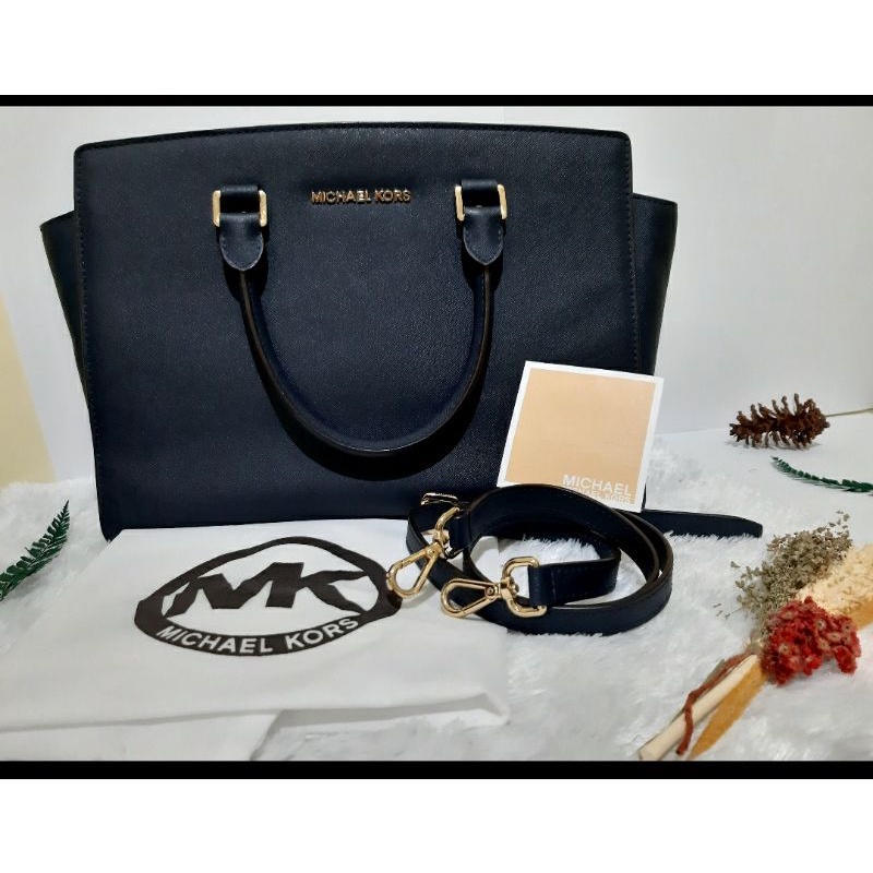 Michael Kors Selma Bag -  Preloved