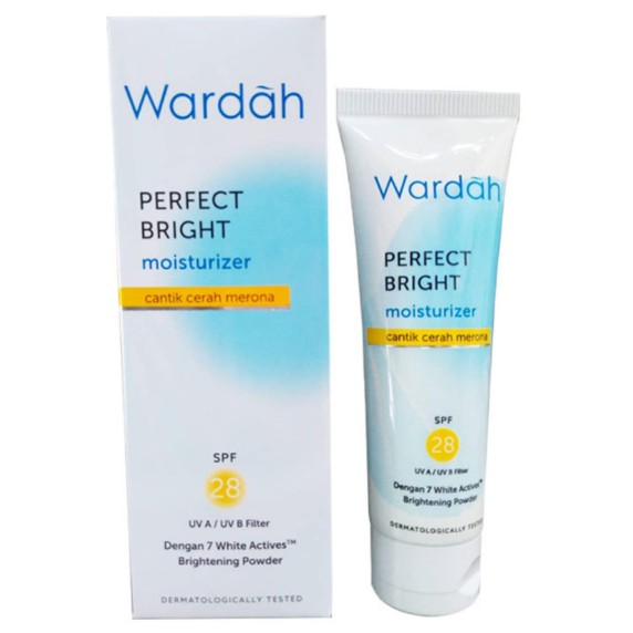 Wardah Perfect Bright Moisturizer + Oil Control SPF 30 PA+++ | Creamy Foam Face Facial Wash