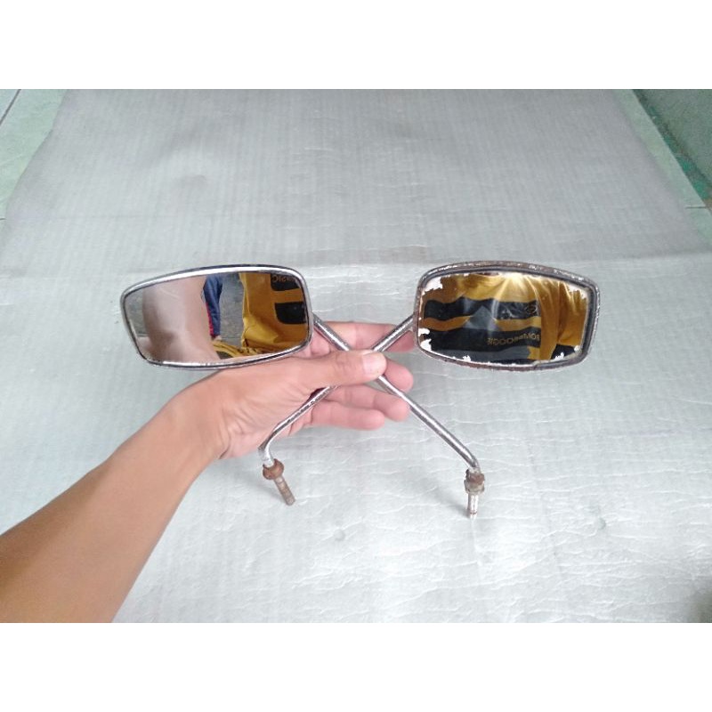 Spion Honda C50 C70 MK1 1973 C90 C102 C105 Unyil Original