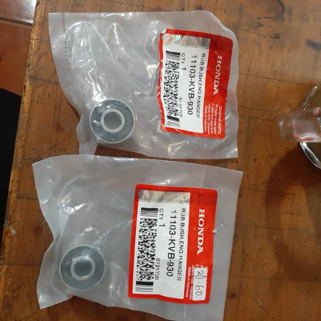 Bos bosh arm mounting vario 110 karburator karbu asli honda original ori KVB harah per set