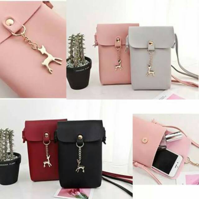 Tas slempang gantung rusa