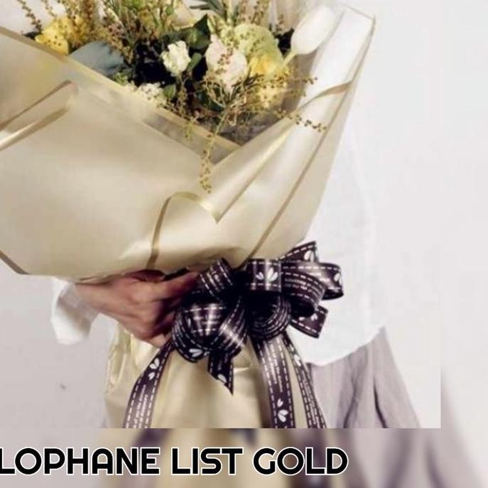 

✩ CHAT TANYA STOCK TERLEBIH DAHULU SEBELUM MEMESAN / FLOWER WRAPPING PAPER LIST GOLD / KERTAS BUKET BUNGA LIST MAS HAND BOUQUET / CELLOPHANE LIST GOLD (20 LEMBAR) ☻