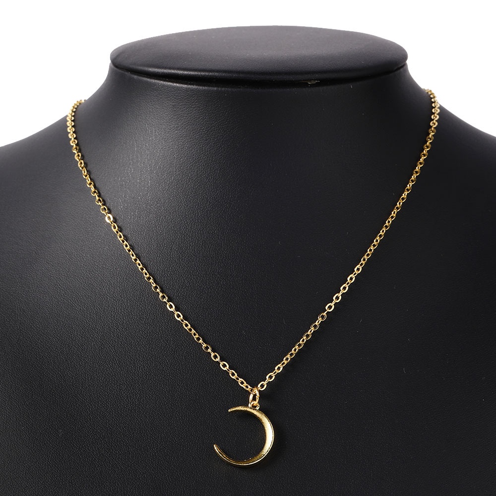 Korean version of simple temperament cold wind wild moon clavicle chain 210807