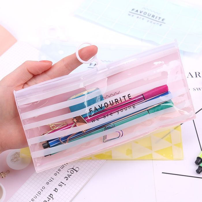 

Terlaris TP0020 Tempat pensil Favorite / Tempat Kosmetik - segitiga Keren