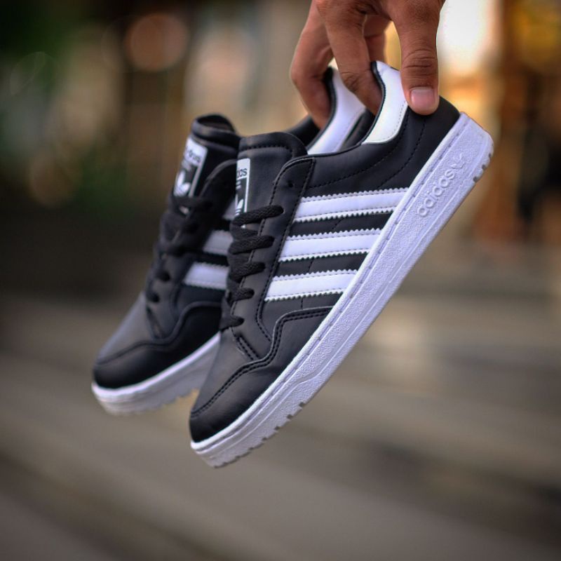 Adidas Team Court &quot;Black White&quot;