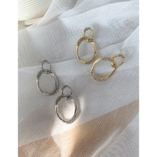 LRC Anting Tusuk Fashion Golden 925 Silver Needle Oval Circle Flash Diamond Stud Earrings D87572