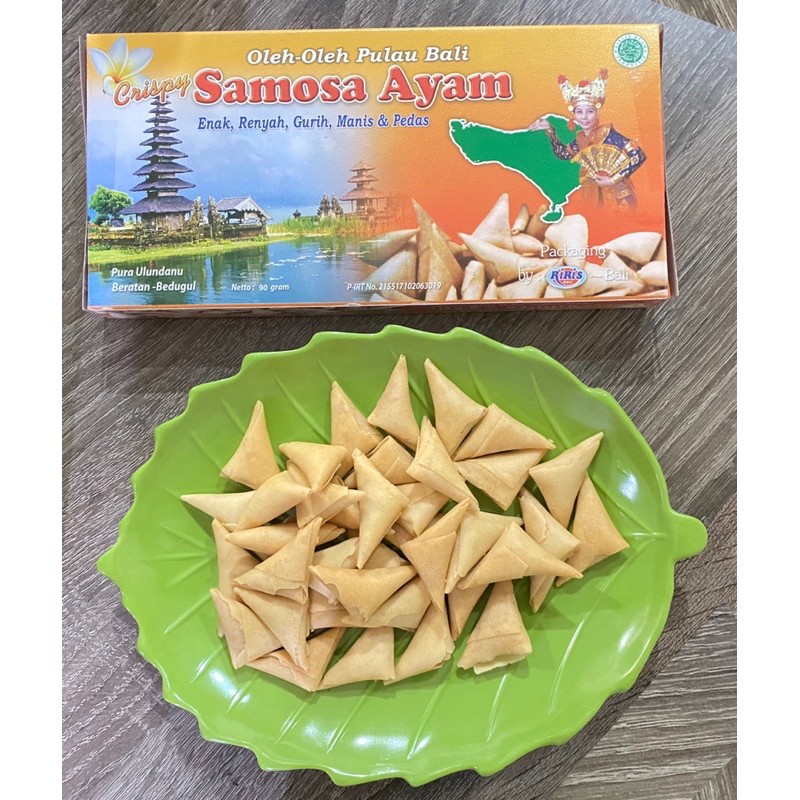 

•SAMOSA AYAM CRISPY ENAK RENYAH GURIH MANIS PEDAS 90g•