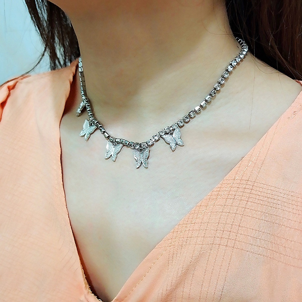 Hu Hu Hu Hu Hu Alat Bantu Pasang Kacamata♡ Kalung Rantai Liontin Kupu-Kupu Aksen Berlian Imitasi Untuk Wanita