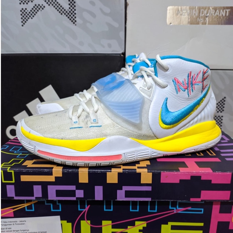 Preloved Sepatu Basket Nike Kyrie 6 RP 'Graffiti' Original