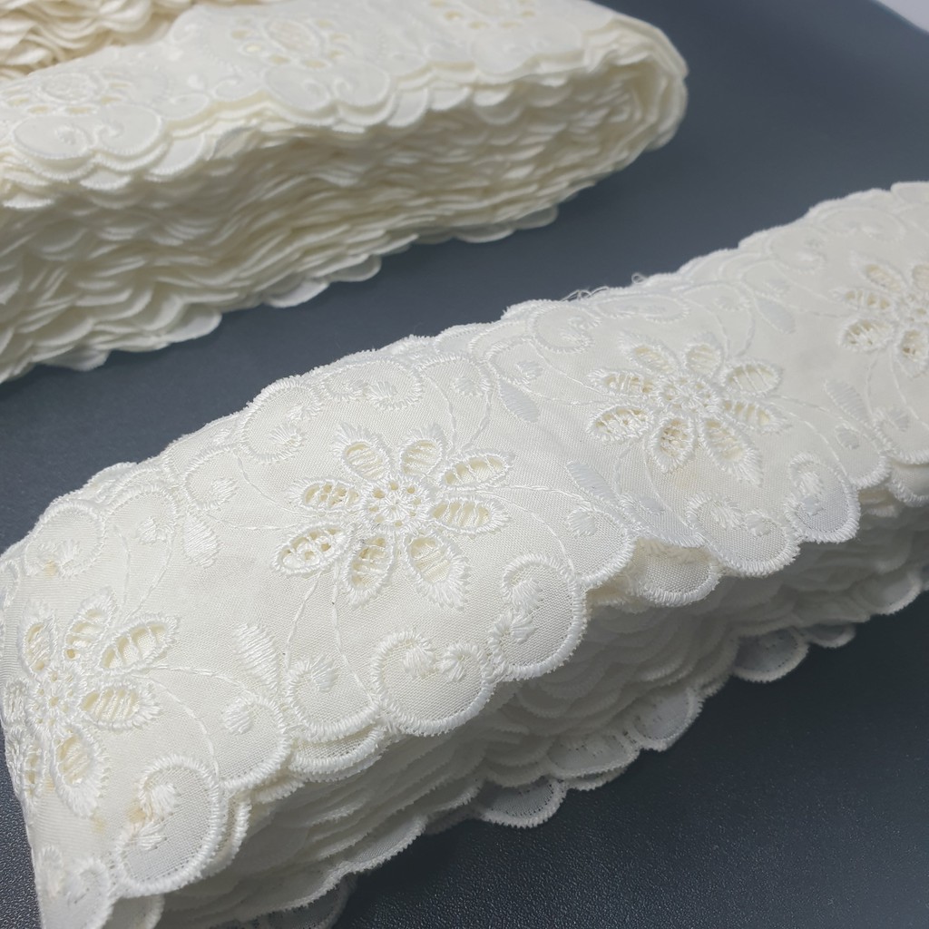 Renda Tengah Katun Bolong / Renda Tengah Giper  / Gyper Bordir Motif Bunga  6cm