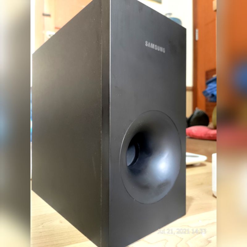 SAMSUNG SOUNDBAR HW-J355
