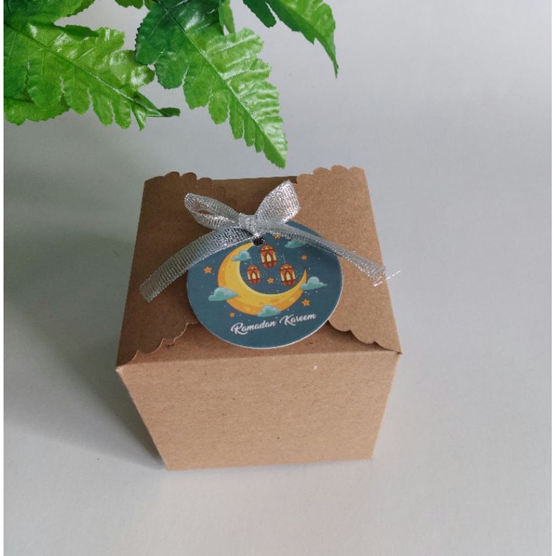 

box dus mini 10x10 dus 1jar toples kue lebaran