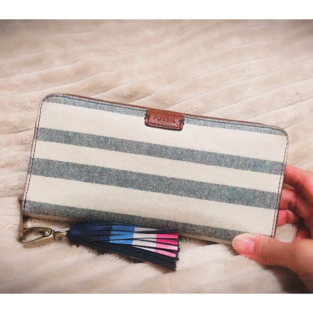 Preloved Dompet Fossil