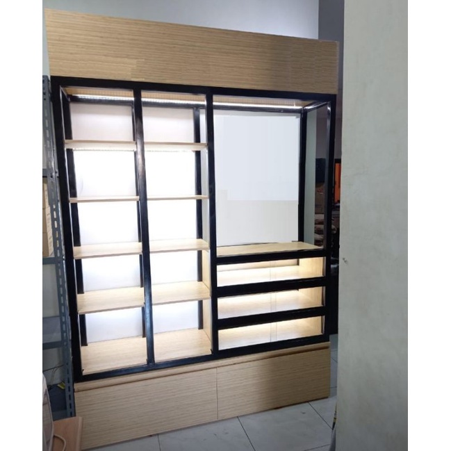 Lemari Display Rak Besi lemari industrial