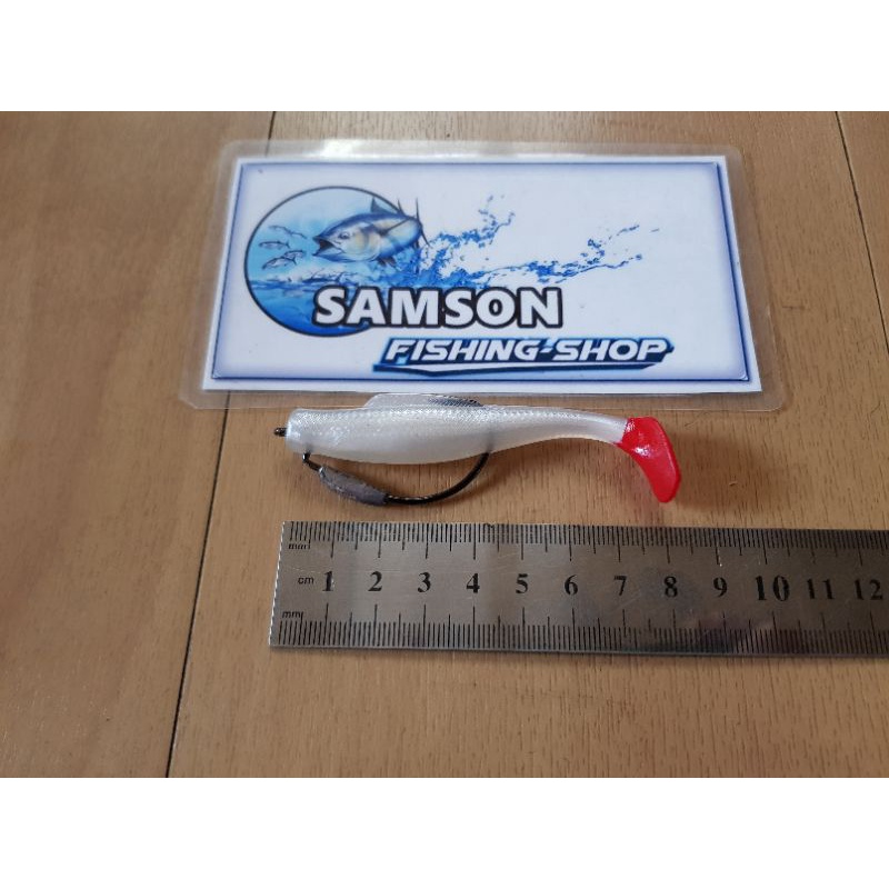 umpan soft lure 8 cm 1 set dengan worm hook vmc 3/0 bahan soft lure premium