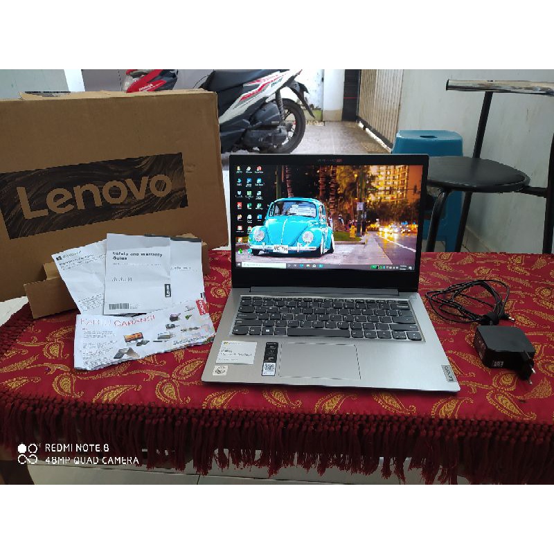 Laptop Lenovo core i3 gen 10 SSD 256GB Garansi resmi Fulset mewah
