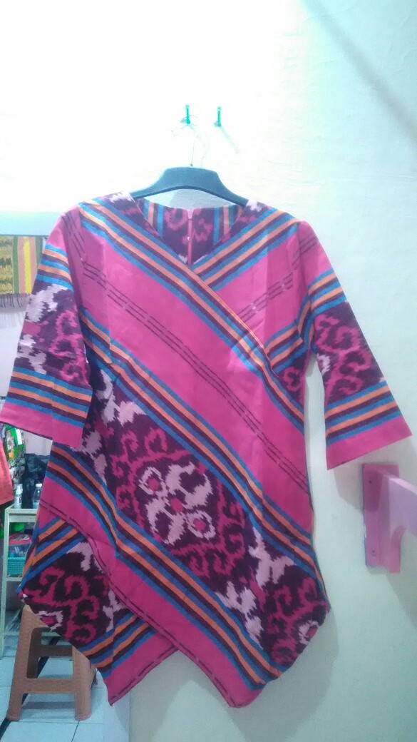 Atasan Blus Batik Tenun Couple Wanita Jumbo Terbaru Terlaris