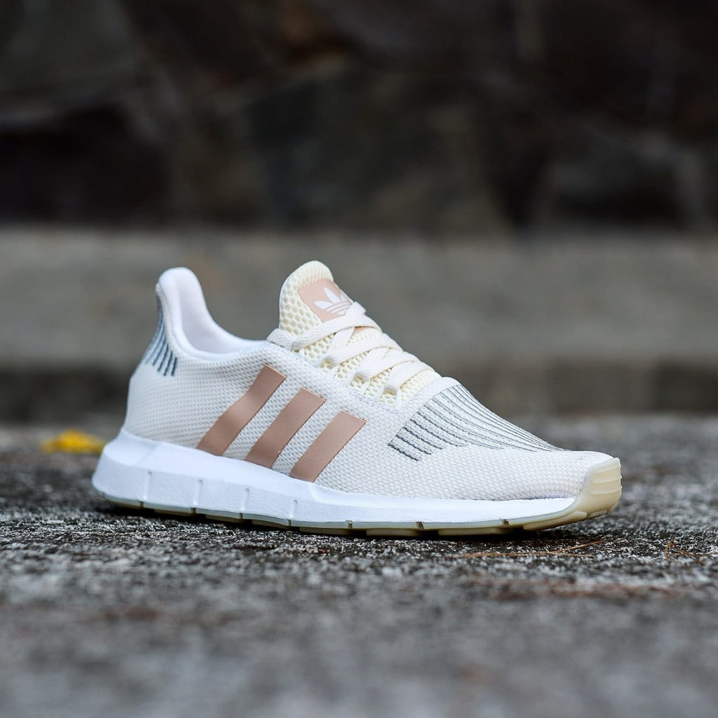 swift run rose gold