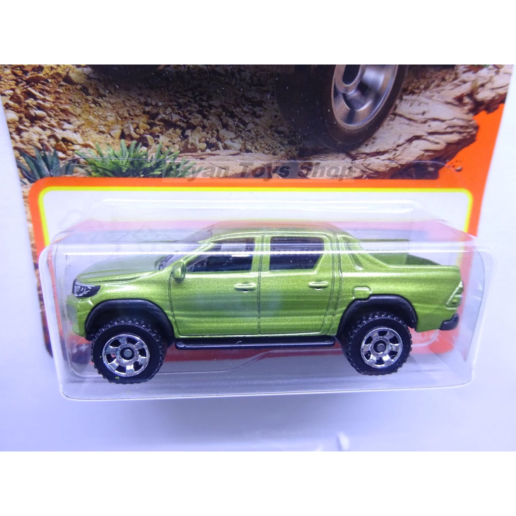 Matchbox 2018 Toyota Hilux Hijau