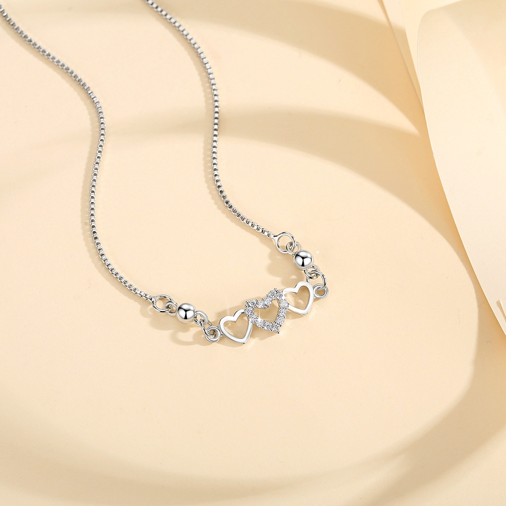 Y621 【Barang spot】Kalung Titanium Wanita Mewah Temperamen berbentuk hati Kalung Anti Karat Rantai Klavikula