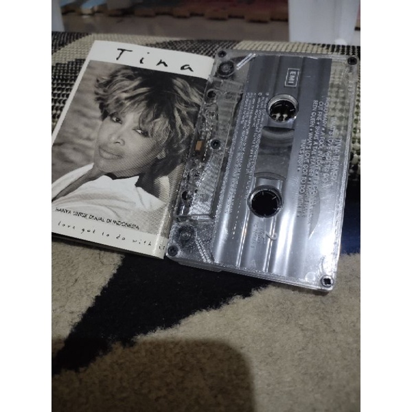 kaset pita tina turner / what love got to  with it