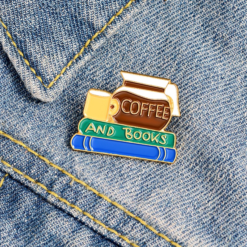 Bros Pin Enamel Desain Kartun Kopi / Buku / Minuman / Cacing Untuk Hadiah