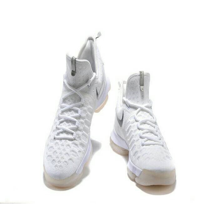 SEPATU BASKET NIKE KD 9 WHITE BLACK