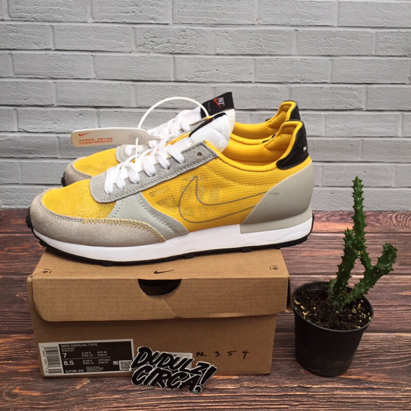 nike dbreak-type yellow