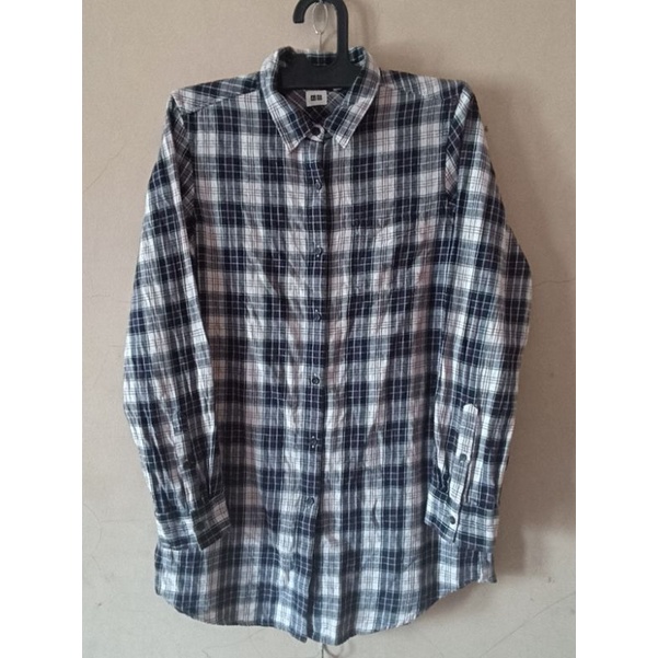 kemeja tunik flanel uniqlo