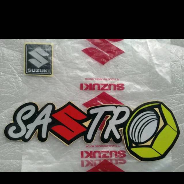Jual Emblem Logo S Suzuki Kotak Cover Spido Speedo Motor Suzuki Ori Sgp  Indonesia|Shopee Indonesia