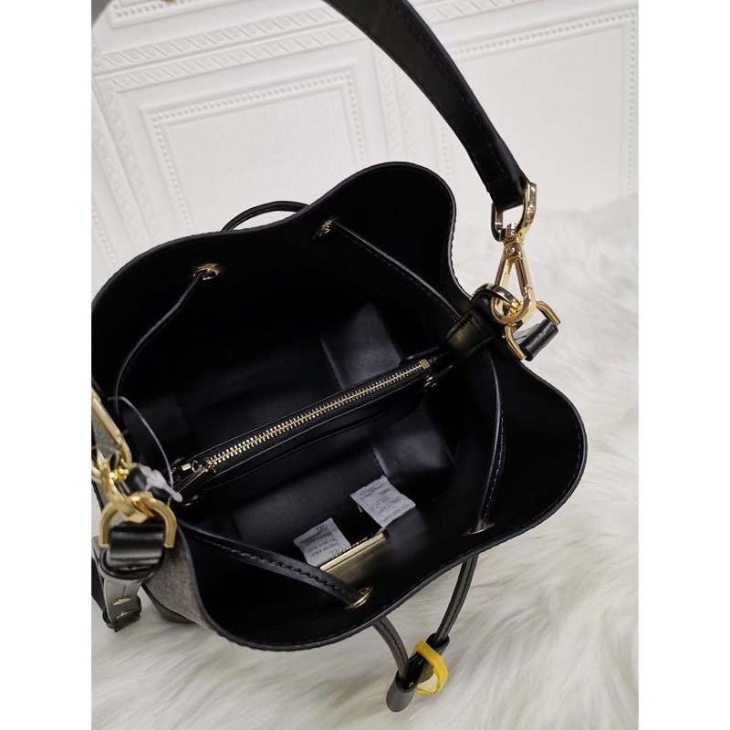 M-K MERCER BUCKET BAG - BROWN