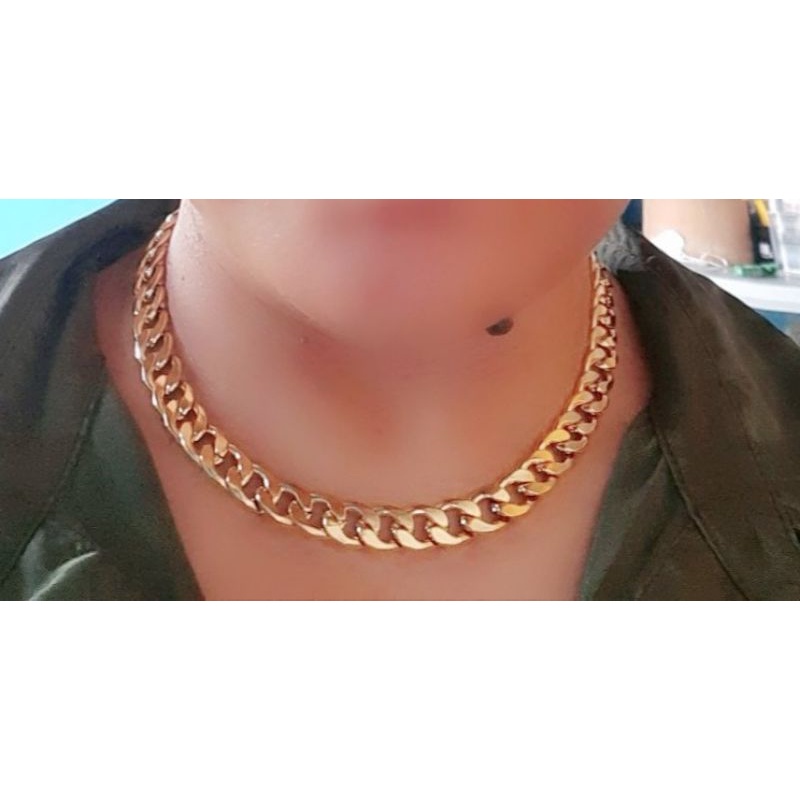 Kalung Titanium  Choker Model  Rantai Pipih Premium, Model CD,Cantik Dan Mewah Warna Gold