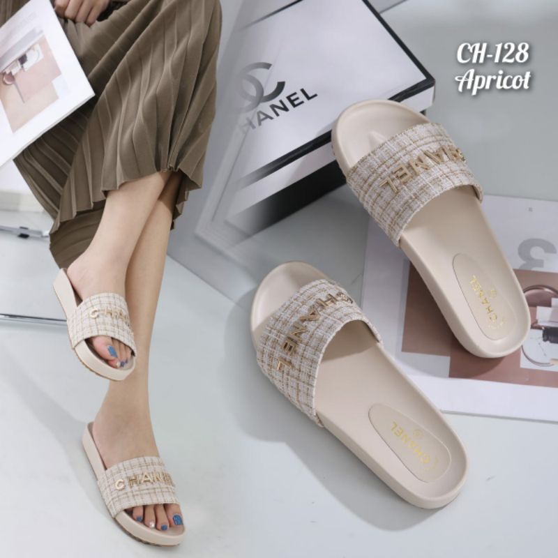 Sendal slop wanita import  kode 128