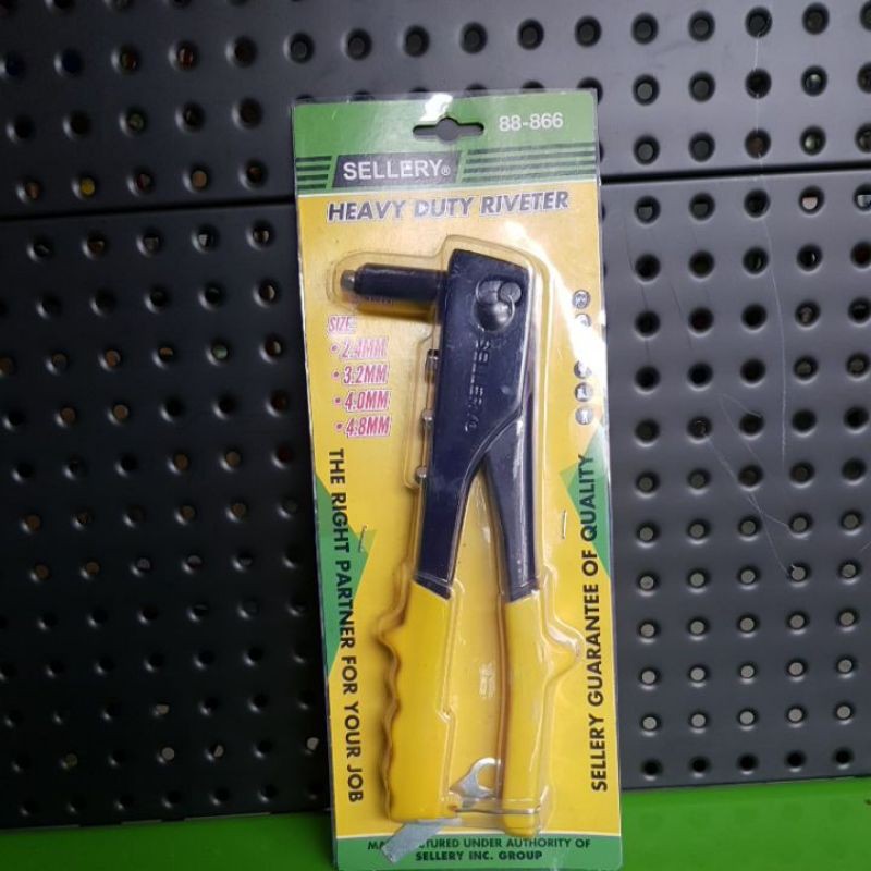Tang rivet / hand riveter Sellery