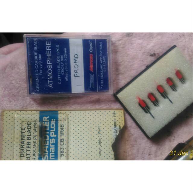 

Mata pisau mesin cutting stiker 0.25
