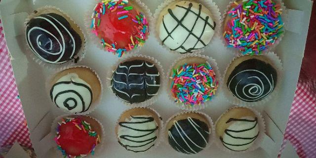 Alas Kue & Donat..bukan Alas Nasi..warna Merah..ukuran 21x33cm..harga Utk 100pcs