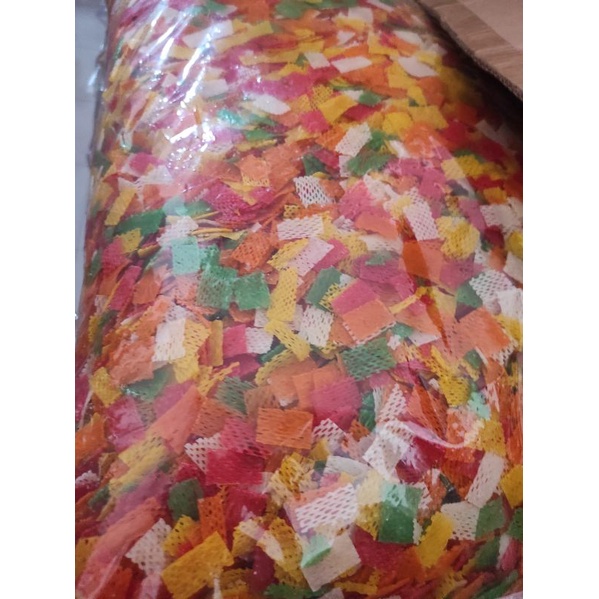 

( 250 GR) KERUPUK TARO WARNA WARNI / KRECEK KRUPUK TARO MENTAH WARNA RENYAH